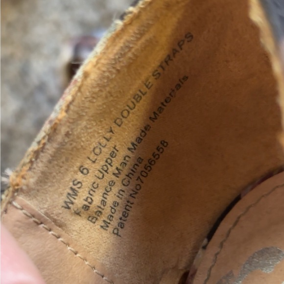 R Report Floral Chunky Heels - Picture 5 of 5